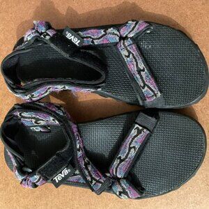 Women's Teva sandals, size 7 W, used, good condition